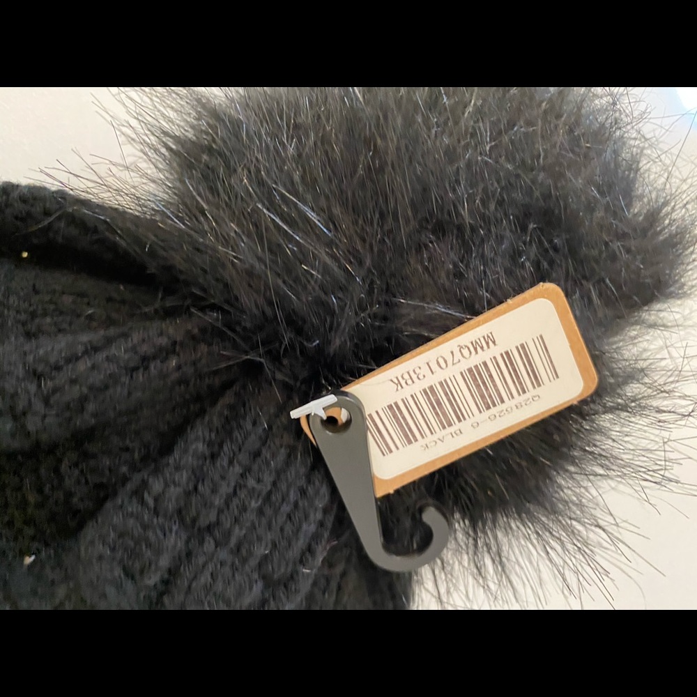 Knitted beanie